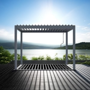 Pérgola Moderna de Aluminio con Persianas Eléctricas Blancas, de Alta Gama, para Villas de Lujo, Refugio junto a la Piscina - Product Image 1