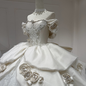 Vestido de Novia Xx56 con Cola de Capilla, Moderno, con Bordado Floral 3D, Sin Mangas, Espalda Descubierta, Elegante - Product Image 3