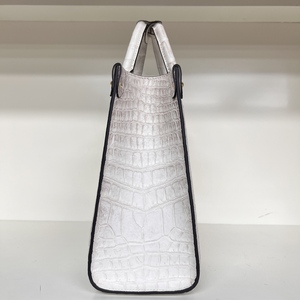 Bolso de Mano de Cuero de Avestruz Genuino para Mujer - Bolso Bandolera de Piel Exótica de Lujo y Cartera para Dama |   Bolsas de Lujo para Mujeres - Product Image 3