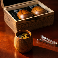 Verre à whisky en bois brûlé et ensemble de pierres à whisky réutilisables pour refroidir le whisky, coffret cadeau en bois