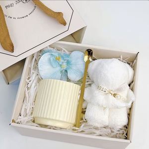 Coffret Cadeau de Noël Festif Personnalisable avec Logo, Tasse en Céramique Couleur Unie Style Chinois Ornée de Perles, Couvercle, Cuillère et Boîte, Artisanat du Verre de Guangdong - Product Image 2
