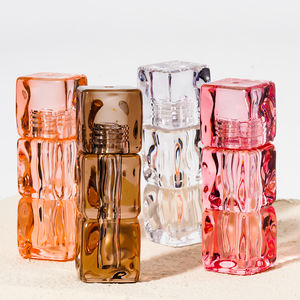 AKIACO Brilho Labial Líquido Cor Batom com Embalagem Personalizada de Marca Própria por Atacado Pigmento Mate à Prova d'Água Brilhante - Product Image 4