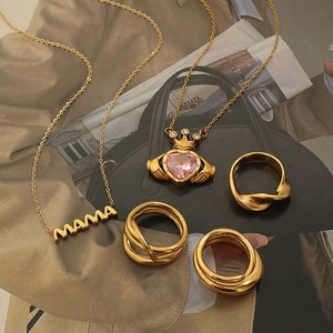 Collana con lettere personalizzate collana in oro Mama in acciaio inossidabile 18k placcato oro Mini lettere a bolle collana regalo per la <span class=keywords><strong>festa</strong></span> <span class=keywords><strong>della</strong></span> <span class=keywords><strong>mamma</strong></span> - Product Image 4