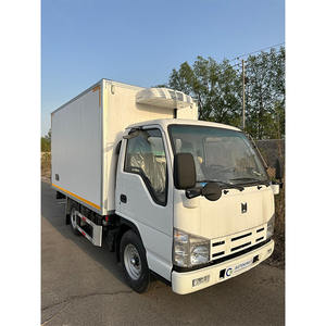 Camion frigorifié de réfrigérateur de véhicule de transport de chaîne du froid d'ISUZU 4.2m - Product Image 3