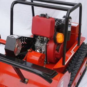 Tondeuse à fléaux télécommandée diesel 800 mm sur chenilles pour pentes, démarrage électrique - Product Image 6