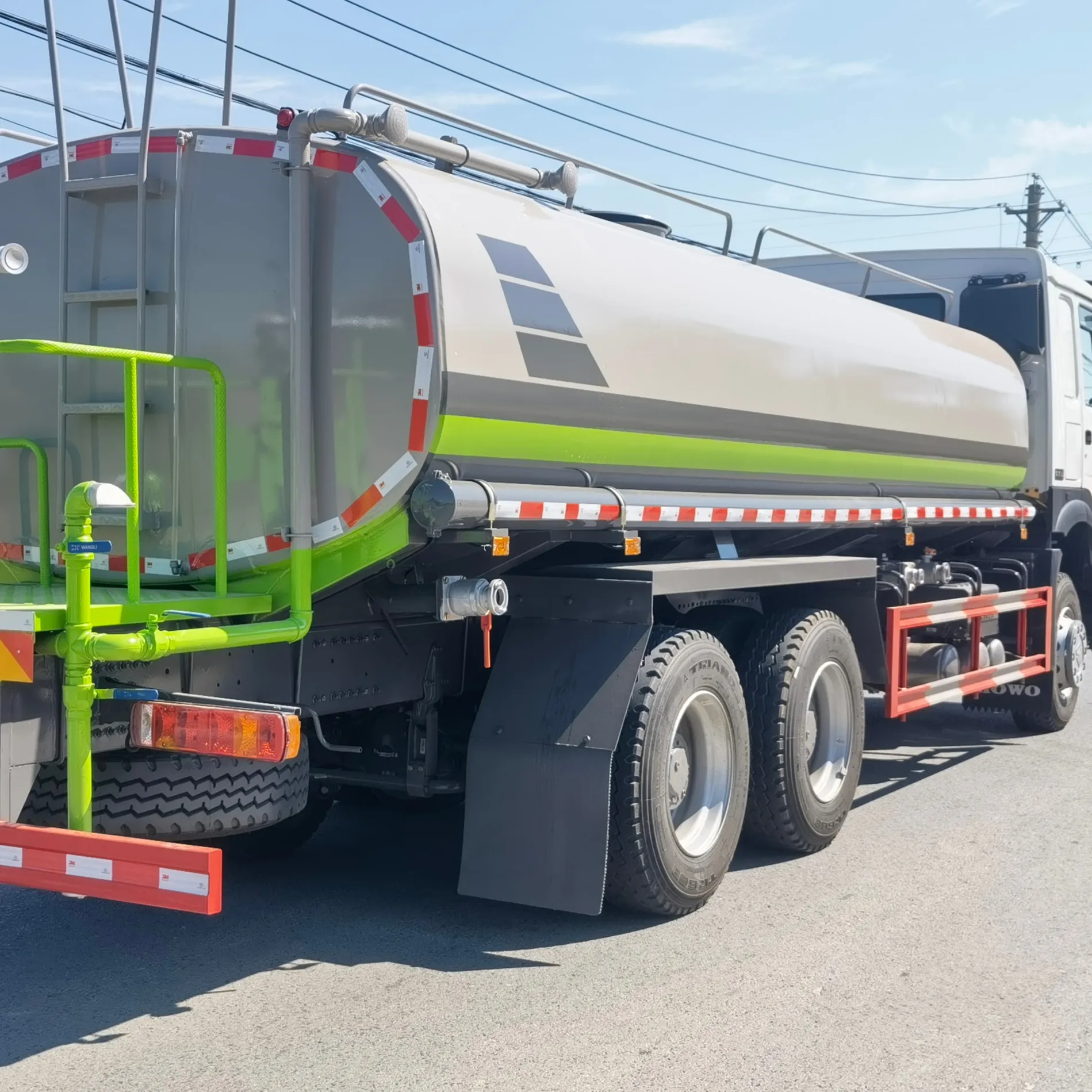 IKOM 물 스프링클러 20000 L 스테인레스 스틸 물 탱크 트럭