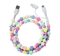 Chargeur personnalisé 2-en-1 en acrylique avec perles blanches pour voitures et ordinateurs, compatible avec les téléphones