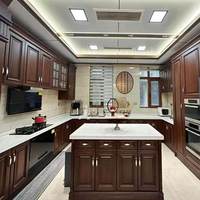 Meubles de cuisine modernes, îlots de cuisine personnalisables, solutions de rangement, écologiques, modulaires, laqués, en acier inoxydable, en marbre, en verre