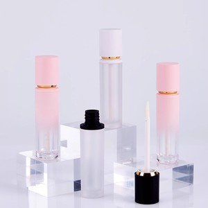 P-LAN Promotion <span class=keywords><strong>Prix</strong></span> Gradient Blanc Noir Rose Marque Privée Tubes De Brillant À Lèvres Rond 8ml Mat Brillant À Lèvres Tube - Product Image 2
