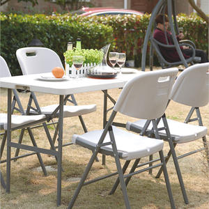 Conjunto de Mesa e Cadeiras de Plástico Branco Dobrável para Jardim e Festas, Resistente e Alugável, <span class=keywords><strong>6</strong></span> pés - Product Image 4
