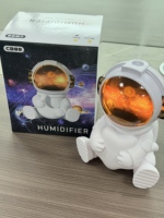 Humidificateur portable mini purificateur d'air atomiseur diffuseur d'eau de bureau en forme de capsule spatiale pour la vente en gros