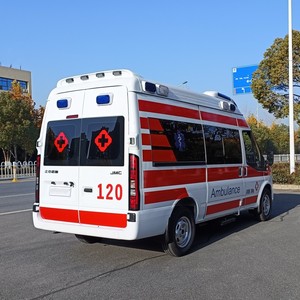 Ambulances de soins intensifs Ambulances à pression négative Ambulances de transfert médical Nouveau manuel disponible Essence diesel - Product Image 4