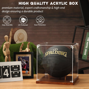 Vitrine de <span class=keywords><strong>basket</strong></span>-ball acrylique transparent 10 pleine grandeur Base <span class=keywords><strong>en</strong></span> bois massif Boîte de support de football protégée contre les UV Vitrine autographiée <span class=keywords><strong>NBA</strong></span> WNBA - Product Image 2