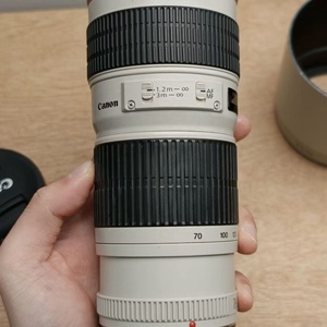 เลนส์ซูมเทเลโฟโต้ Canon EF <span class=keywords><strong>70</strong></span>-200mm F/4L USM สีขาว วงแหวนสีแดง รุ่น L ซีรีส์ ความเร็วคงที่ <span class=keywords><strong>F4</strong></span>  ทำความสะอาดแล้ว ทดสอบแล้ว สำหรับกล้องฟูลเฟรม DSLR ขายส่ง - Product Image 2
