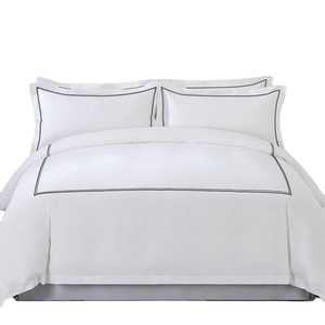 Linge de lit d'hôtel en coton Twin Full Queen King Size Passepoil Broderie Parure de lit <span class=keywords><strong>Housse</strong></span> de <span class=keywords><strong>couette</strong></span> Parure de lit Ensemble de literie de luxe - Product Image 1