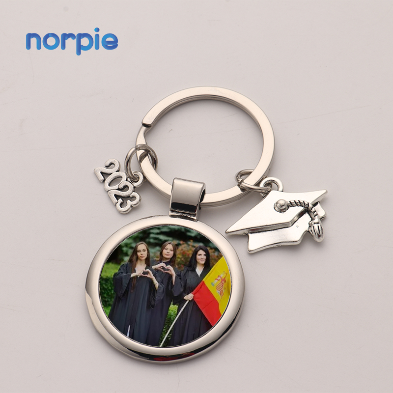 Выпускной подарок брелок сублимационный Выпускной брелок 2023