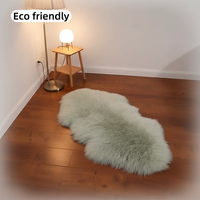 Échantillon disponible, Vente en gros directe usine : Tapis de canapé en peau de mouton australienne, Tapis en peau de mouton naturelle pour la maison et la chambre, Tapis de mode pour la maison.