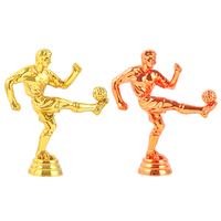 Figurine de footballeur en plastique doré pour trophée, idéale pour les récompenses sportives et les pièces de trophée