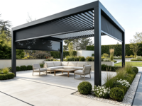 Pergola moderne en aluminium pour l'extérieur avec persiennes motorisées, protection solaire imperméable et résistante au vent pour patio et jardin