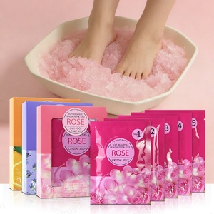 Set de Pedicura 5 en 1, Spa de Gelatina para Pies, Sal Marina Mineral, Exfoliante de Azúcar para Pies, Mascarilla de Lodo y Loción para Pies Suaves y Lisos - Product Image 1