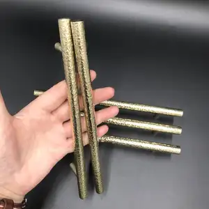 Handgemachte Massiv Messing T Bar Möbel Griffe Knöpfe Hammer Finish für moderne Schubladen schränke für Küche Home & Hotel Dekor - Product Image 1
