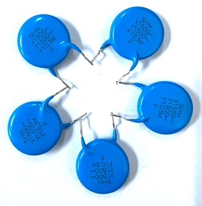 Condensador Cerámico de Alto Voltaje con Característica Y5V, Terminales Fijos, Voltaje Nominal de 250/400 VCA para Supresión de Ruido en Circuitos de Potencia - Product Image 1