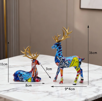 Vente en gros de sculptures d'animaux modernes, décorations de style nordique, ornements en résine, simulation de cerf, version cartoon, statue de Noël