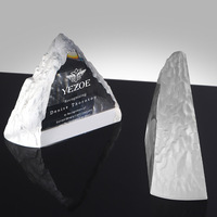 Usine personnalisé montagne forme K9 cristal trophée affaires Souvenir cadeau trophée d'honneur