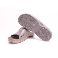 Prix usine hommes décontracté EVA pantoufles nouveau Design anti-dérapant tongs confortable maison chaussures plage utilisation à la mode nouveau Style