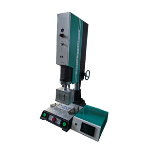 Machine de chute de vibration de <span class=keywords><strong>buse</strong></span> à ultrasons de porte de coureur d'injection - Product Image 1