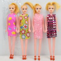 Boneca Troca de Roupa Girl Dressed - Zoop Toys