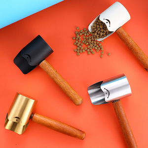 Pala para arena de gatos de acero inoxidable con mango de madera, gran capacidad, forma ovalada, para suministros de mascotas - Product Image 3