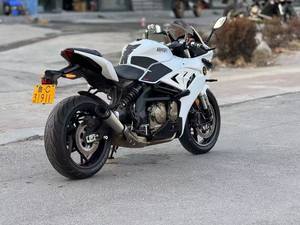 Nouvelle <span class=keywords><strong>moto</strong></span> Benelli1 Sai <span class=keywords><strong>600</strong></span> <span class=keywords><strong>Supersport</strong></span> : 600cc, puissance et maniabilité de pointe en virage - Product Image 5