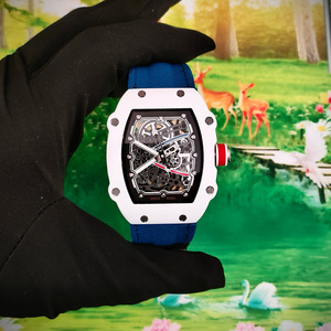 Nuevo Reloj de Moda para Hombre, Reloj Masculino de Lujo, Deportivo, Resistente al Agua, de Cuarzo - Product Image 1