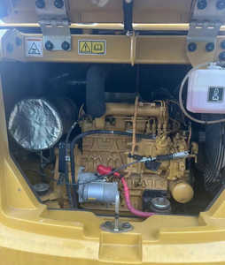 Excavadora Usada CAT Caterpillar 305.5 de 5.5 Toneladas en Buen Estado, Mini Excavadora de Segunda Mano a Bajo Precio - Product Image 3