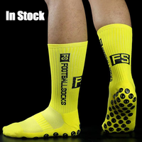 Vente en gros de chaussettes de football de haute qualité Chaussettes de sport en nylon antidérapantes pour hommes