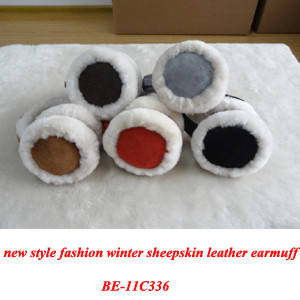 Модные теплые зимние утепленные наушники из овчины и замши - Product Image 3