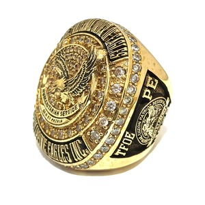 แหวนทองเหลืองพร้อมเพทายใช้ได้ทั้งชายและหญิง - Product Image 2