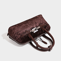 Sac à main de luxe pour femme en fausse fourrure, sac bowling avec fermoir rotatif, poignée en cuir roulé, sac à bandoulière et sacoche