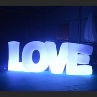 Lettres d'amour géantes gonflables avec lumière LED changeante de couleur