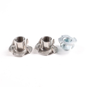 <span class=keywords><strong>Tuerca</strong></span> cilíndrica métrica M6 <span class=keywords><strong>de</strong></span> cuatro garras Tuercas en T con puntas ciegas <span class=keywords><strong>Tuerca</strong></span> <span class=keywords><strong>de</strong></span> inserción roscada en T <span class=keywords><strong>para</strong></span> muebles M5 - Product Image 4