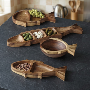 B.S INTERNATIONAL Bandeja de Madera Pulida Hecha a Mano para Servir Pescado, con Compartimentos Divididos para Aperitivos, Frutas, Nueces, Plato Decorativo - Product Image 1