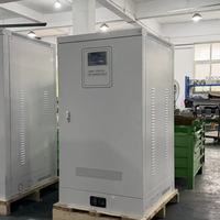 Stabilisateur de tension triphasé de qualité industrielle avec large plage de tension d'entrée 250 kVA