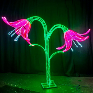 Décoration lumineuse de chemin de fleurs de Noël pour les rues commerciales, les entrées de stations balnéaires et les zones touristiques saisonnières - Product Image 1