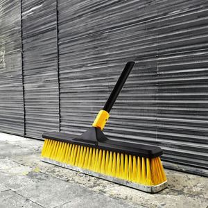 Brosse de nettoyage commerciale extérieure robuste Maxfree à poils durs en plastique pour terrasses, garages, sols en béton et carrelage - Product Image 2