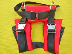 Conception ergonomique élargie, douce et respectueuse de la peau, distribution équilibrée de la <span class=keywords><strong>force</strong></span>, réduit efficacement la pression corporelle, offre un port confortable. - Product Image 2