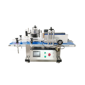 Machine d'étiquetage de bouteilles rondes pour les bouteilles de lessive pour bébés avec des pièces de qualité alimentaire et des rouleaux de pression souples - Product Image 2