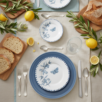 Service de table en porcelaine bleu élégant à motif floral et papillons, vaisselle romantique pour mariage en bord de mer, assiettes en céramique fine pour douche nuptiale