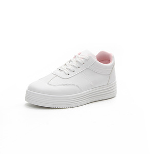 Nouvelles baskets décontractées pour femmes en cuir PU blanc à plateforme basse, collection printemps - Product Image 3