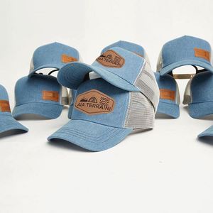 Gorra Trucker de Moda con Logotipo Personalizado de Poliéster/Algodón, Estilo Australiano, de Perfil Alto, Malla, Cierre Ajustable, 5 Paneles, Bordada - Product Image 3
